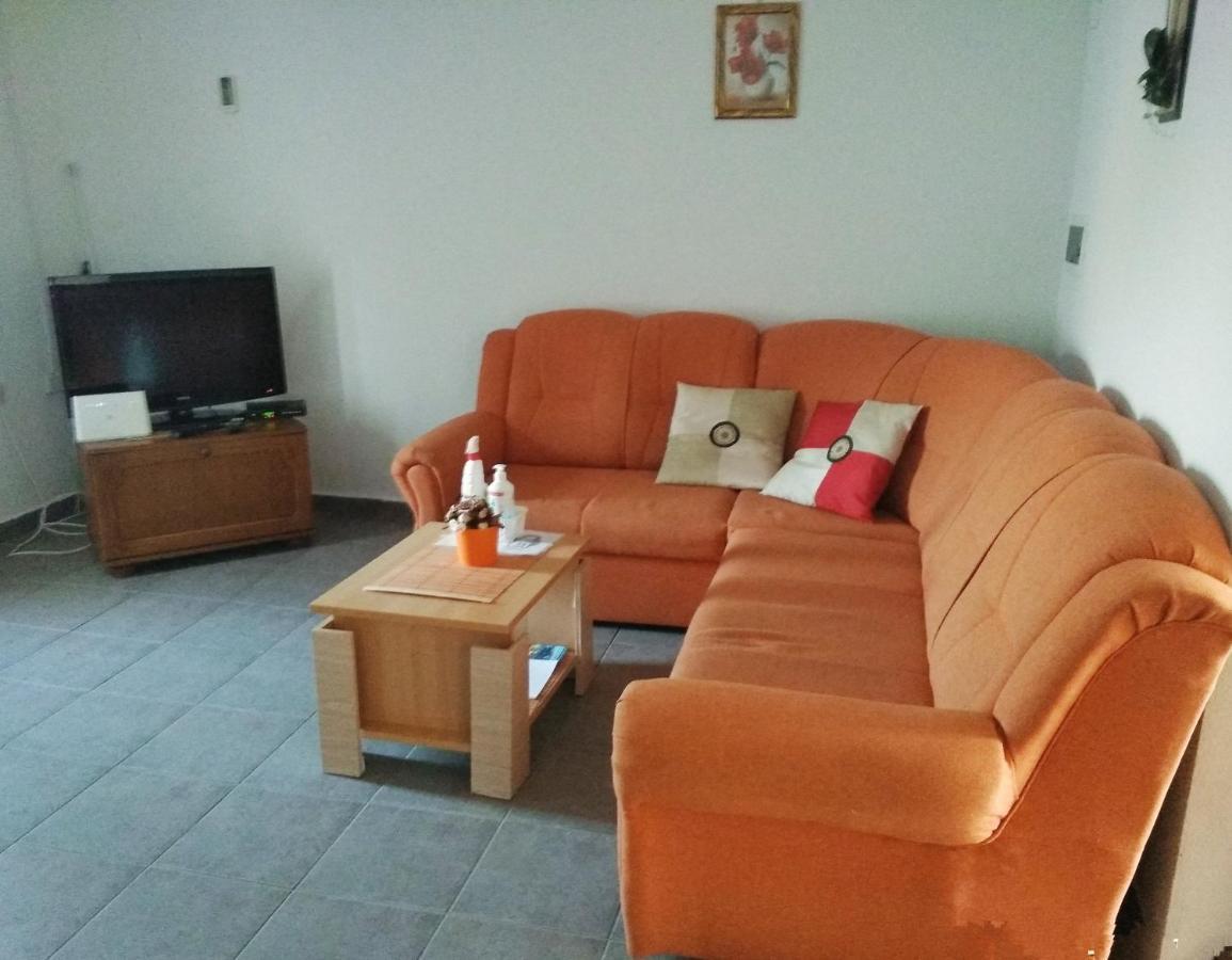 Apartman Darko Cesarica Zewnętrze zdjęcie